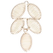 Colgante hoja 68x40 mm en rafia y latón - Crudo - Dorado x1