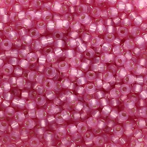 Cuentas Rocalla Miyuki 11/0 645 - Teñidas en rosa oscuro con ribete plateado, color alabastro x 8 g
