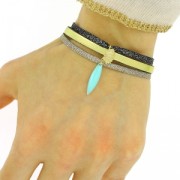 Dije peinado de Indio 13 mm dorado satinado x1