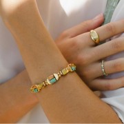 Cuenta media luna 5x10 mm - doble agujero - Dorado con oro fino x1