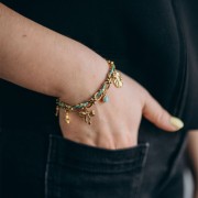Dije en forma de gota de 10 x 6 mm con piedra preciosa - Acero inoxidable 304 dorado con amazonita teñida x1