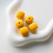 Cuentas cubo irregular 16x17 mm - segunda opción - Acrílico opaco - Mostaza x10