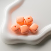 Cuentas cubo irregular 16x17 mm - segunda opción - Acrílico opaco - Salmón x10
