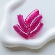Cuentas de tubo curvadas 35x11 mm acrílico transparente - Fucsia Glitter Plateado x6