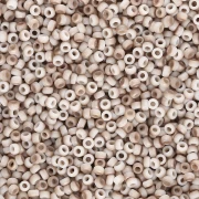 Rocaille Miyuki 15/0 55063 - Celsian Mat Blanco Opaco x8g