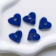 Colgante de cerámica con forma de corazón, 21 x 23 mm - Efecto marmolado azul oscuro x1