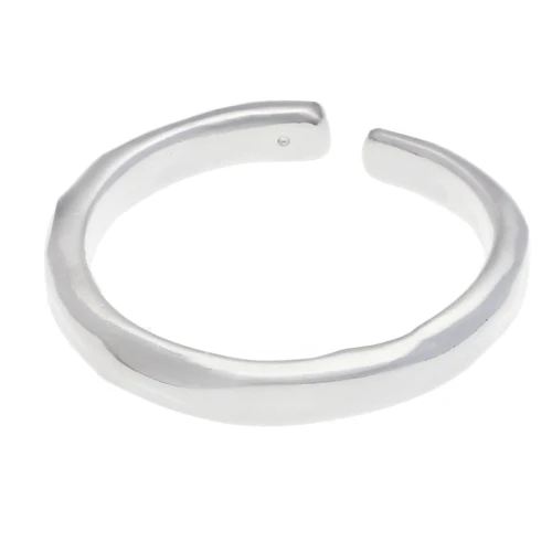 Anillo martillado fino ajustable - Talla 56 a 62 - Plateado fino x1