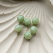 Cuentas redondas irregulares facetadas de 10 mm de resina translúcida - Líquen veteado x6