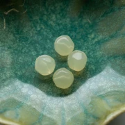 Cuentas redondas irregulares facetadas de 12 mm de resina transparente - Champagne x4