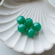 Cuenta redonda irregular facetada de 14 mm de resina transparente - Jade x1