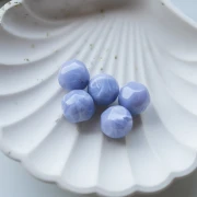 Cuentas facetadas redondas irregulares de 14 mm en resina opaca - Gris glaciar jaspeado