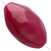 Cuenta con forma de oliva irregular martillada 30x18 mm en resina translúcida - Fucsia x1