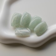 Cuenta rectángulo estriado 25x17 mm en resina - Verde grisáceo con purpurina Dorado x1
