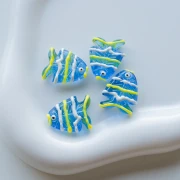 Cuenta pez de vidrio 22x19 mm - Azul - Verde - Blanco x1