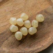 Cuentas acrílicas irregulares 15x14 mm - Beige jaspeado x10
