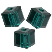 Cubos PureCrystal 5601 de 4 mm - Esmeralda x8