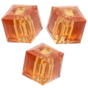 Swarovski 5601 4 mm Topacio cubos x8