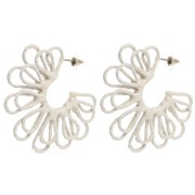 Pendientes de aro con forma de flor de hilo — con volumen 3D — de 57 mm de rafia — color crudo x2