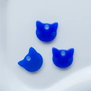 Dije con forma de cabeza de gato, 14,5 x 15,5 mm, de acrílico transparente - Azul real x1