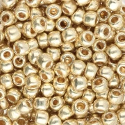 Rocalla Toho 6/0 TO6RPF559 - PermaFinish galvanizada en oro amarillo, 8 g