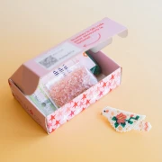 Mis joyas DIY - Kit de broche de pájaro en Brick Stitch con cuentas Miyuki