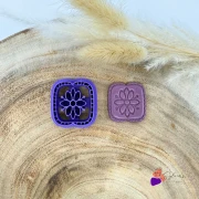 Cortapastas cuadrado de 30 x 28 mm - con motivo floral - de polímero biodegradable - Beige x1