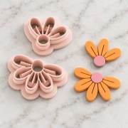 Juego de troqueles para pendientes con forma de flores de polímero biodegradable - Beige x1