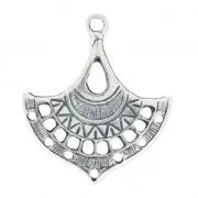 Entrepieza calada étnica 36x31 mm plateado antiguo x1