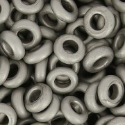 Rocalla Toho Demi Round 8/0 TO8RDR0566 - Metallic Frosted Antique Silver x5g|raw }}