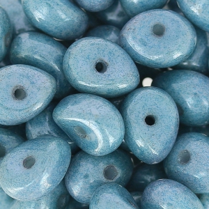 Cuentas de vidrio Tico Beads 5x7 mm Chalkwhite Blue Ceramic Look x25