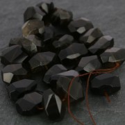 Cuenta nugget irregular 12-25 mm Smoky Quartz x1