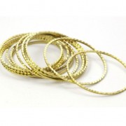 Anilla para montaje y tejido redondo trabajada 30 mm de latón bruto x1