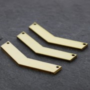 Entrepieza galón 2 agujeros de madera bruto para pintar 60x18 mm pour plastrón