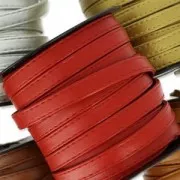 Correa para bolsas de plástico con costura de 10 mm Ivory x 1m