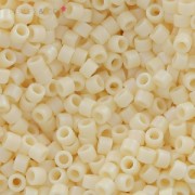 Miyuki Delica 11/0 DB0883 - Crema Oscuro Opaco AB Mate x8g
