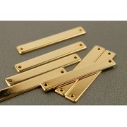 Entrepieza placa 2 agujeros para pulsera 33x5 mm dorado