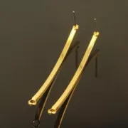 Pendientes tubos incurvadas con anillas a personalizar 40 mm dorado x2