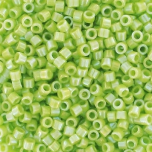 Miyuki Delica 11/0 DB0169 - Opaque Chartreuse AB envase de 100g