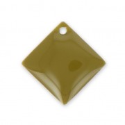 Dijes rombos/cuadrados de metal y resina epoxi 16x16 mm Oliva x 8