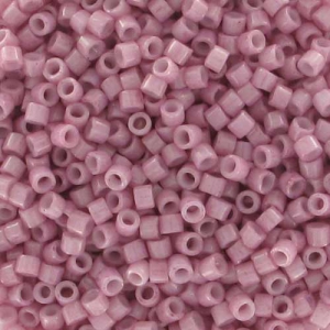 Miyuki Delica 11/0 DB0210 - Opaque Antique Rosa Luster envase de 100g
