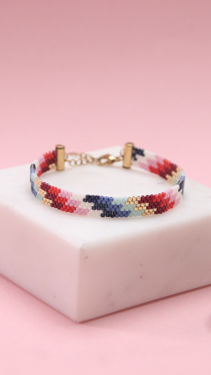 Esquema ¿Cómo se hace un tejido peyote sencillo?