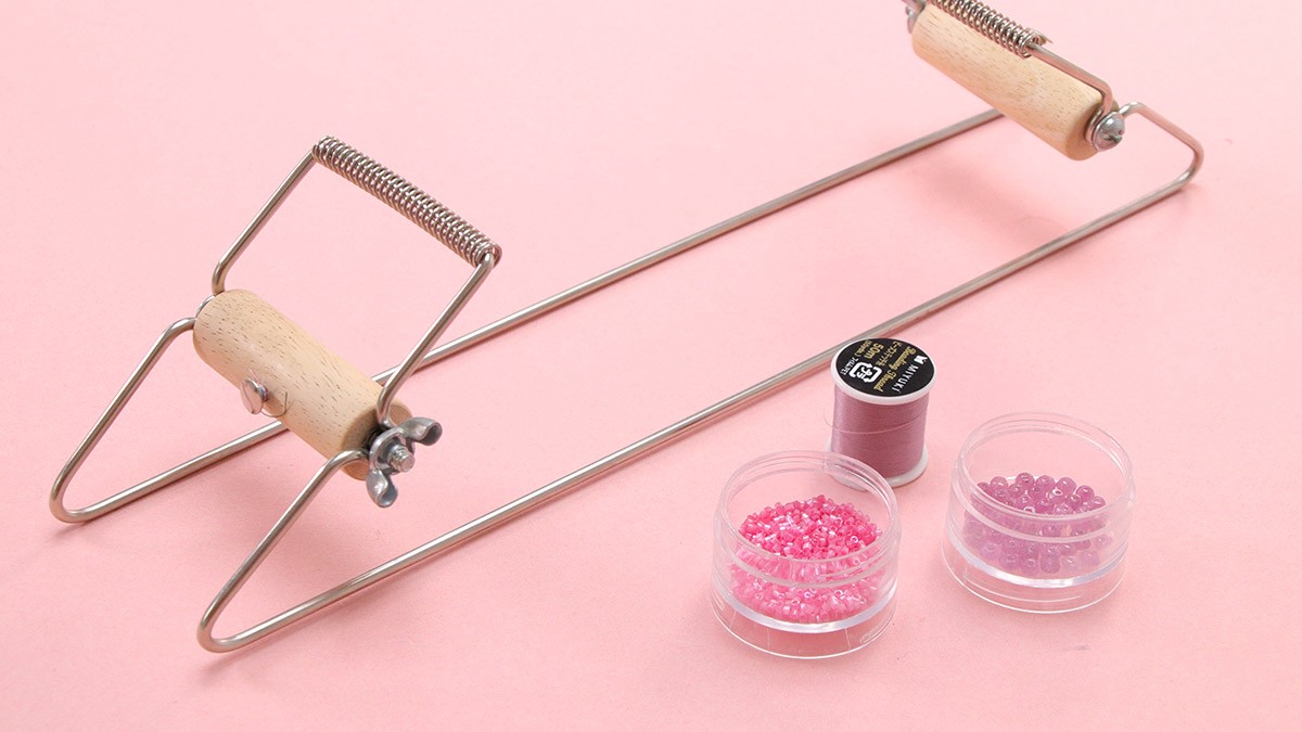 La elección de los granos para tejer en el telar y tejido de conectar un intermedio