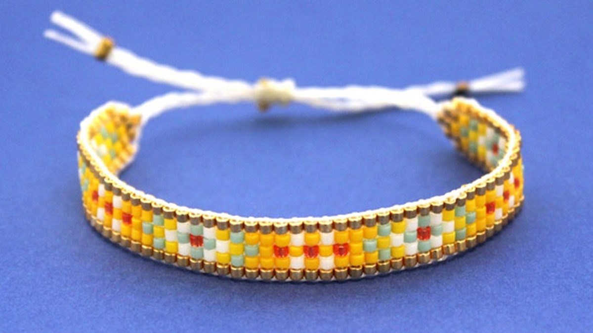 Cómo hacer una pulsera tejida con nudo corredizo?