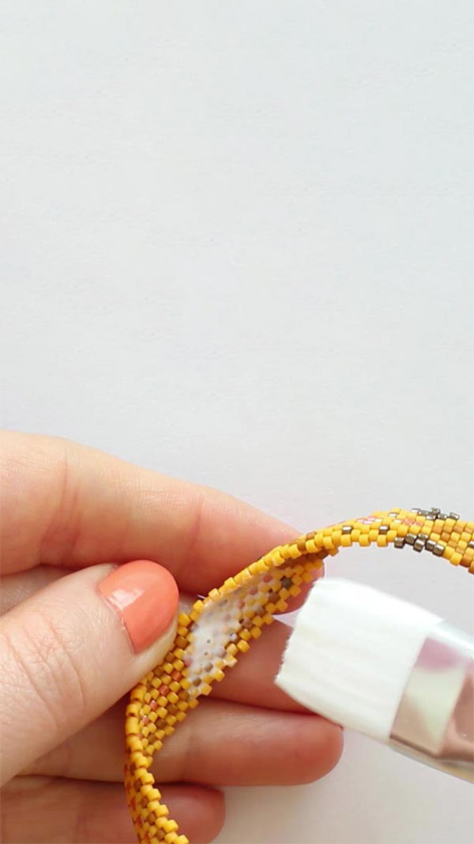 Esquema ¿Cómo endurecer un tejido de perlas? Esquema ¿Cómo endurecer un tejido de perlas?