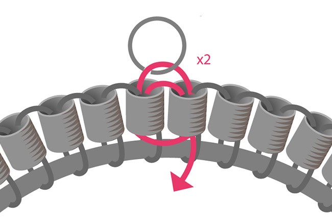 ¿Cómo tejer cuentas alrededor de un anillo? : Paso 4