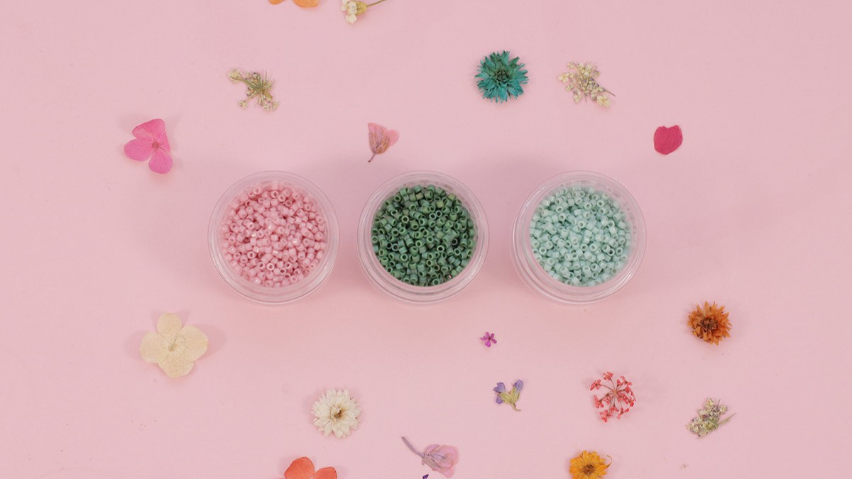 TOP 10 Miyuki Bead Colours Primavera 2023 TOP 10 Miyuki Bead Colours Primavera 2023