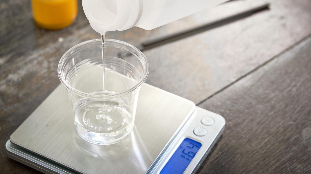 doser la résine époxy