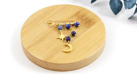 broche lapis lazuli
