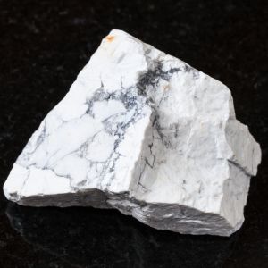 howlite