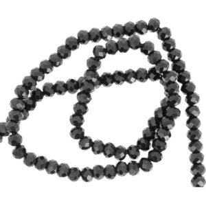 perles spinelle noire